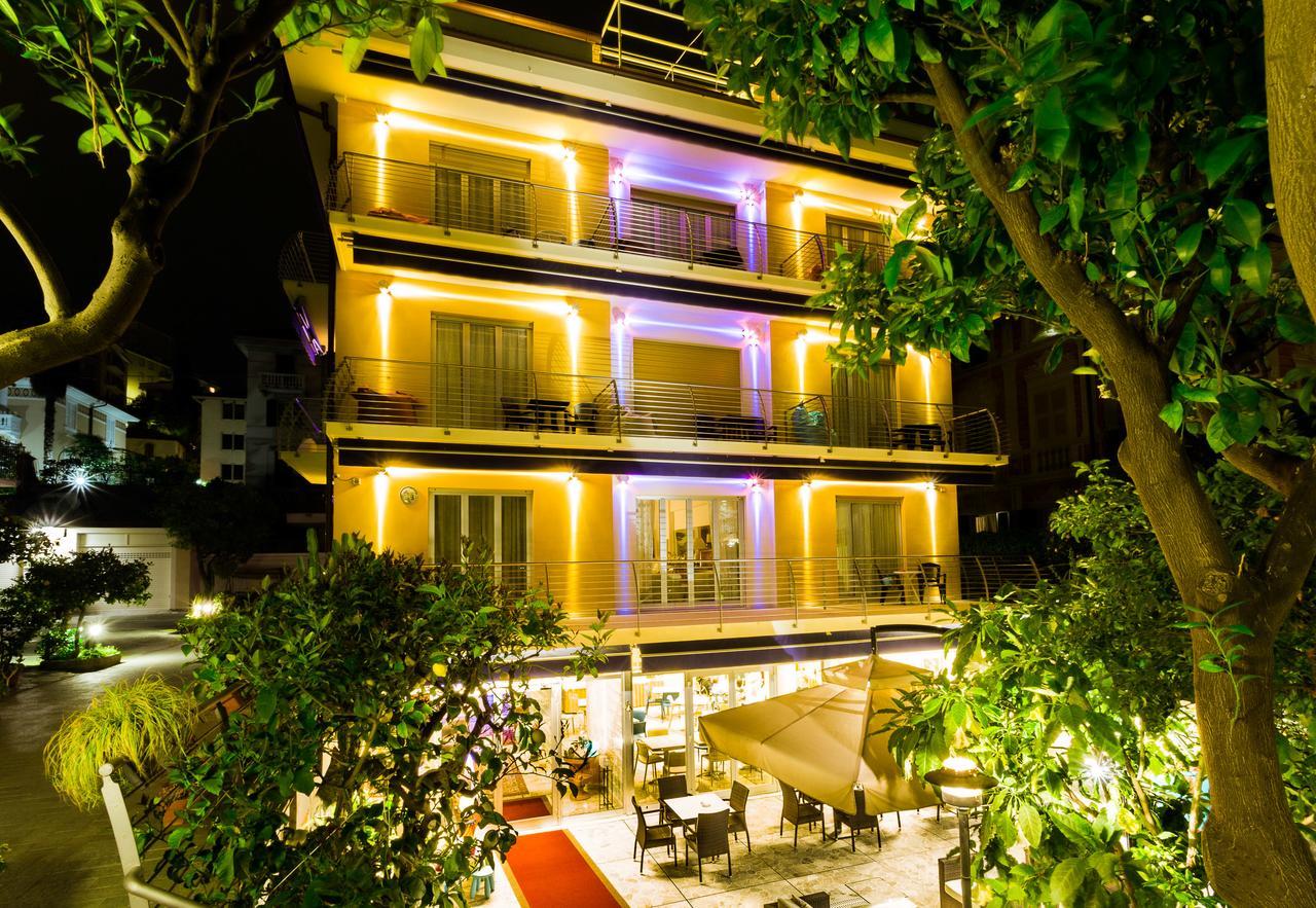 Hotel Villa Delibera Varazze Eksteriør bilde
