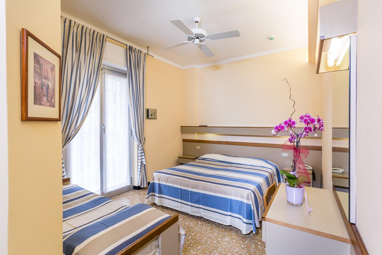 Hotel Villa Delibera Varazze Rom bilde